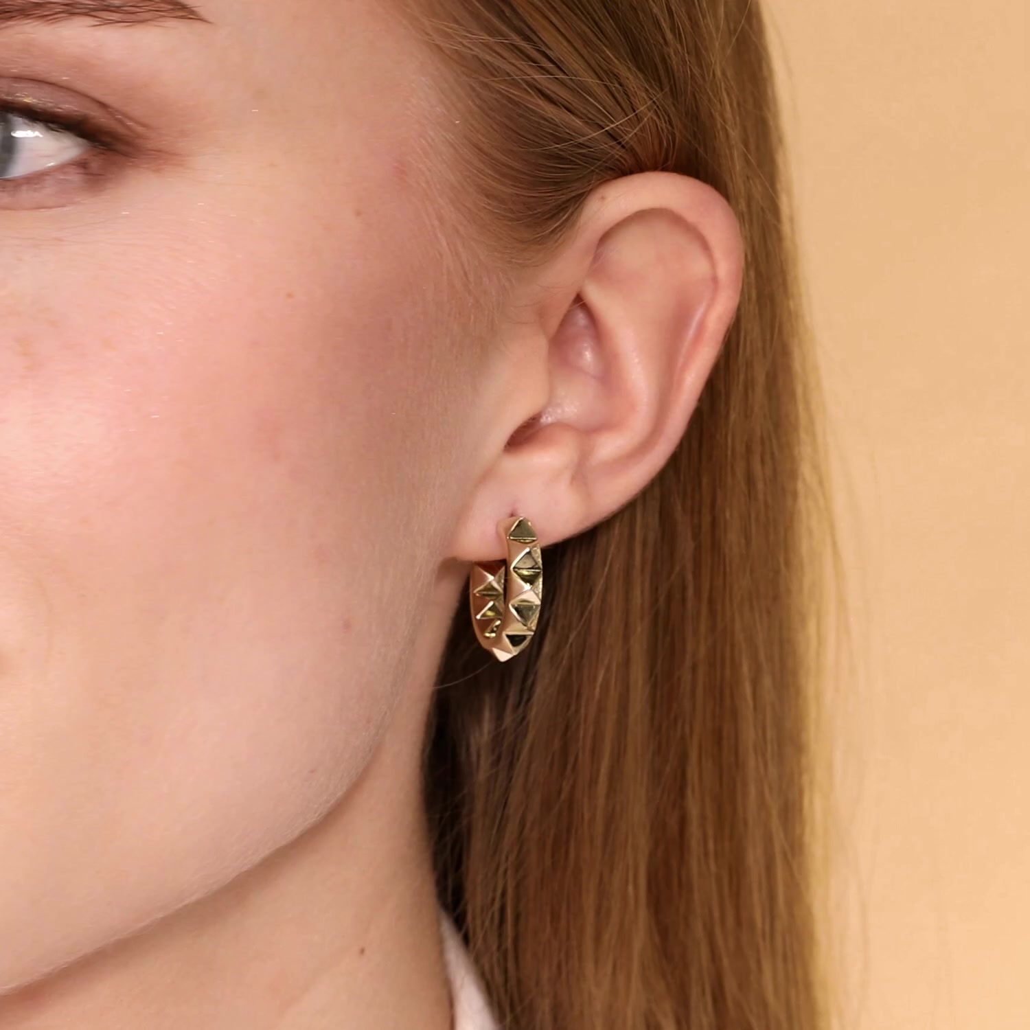 Серебряные серьги с фианитами