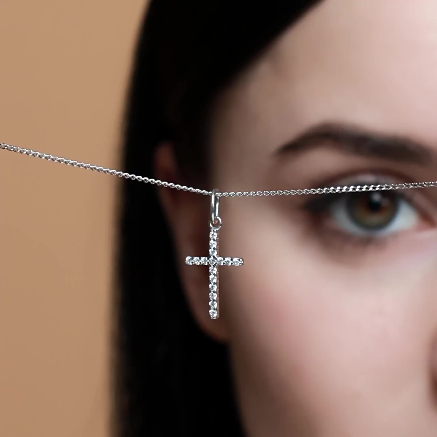 Серебряная подвеска с фианитами