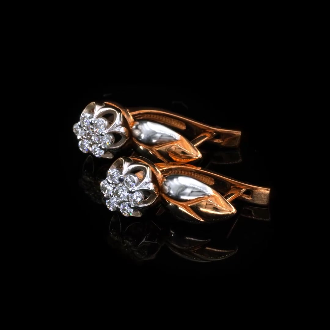 Золотые серьги с бриллиантами