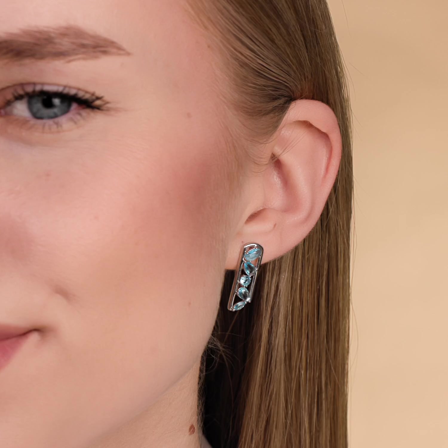 Серебряные серьги с ситаллами