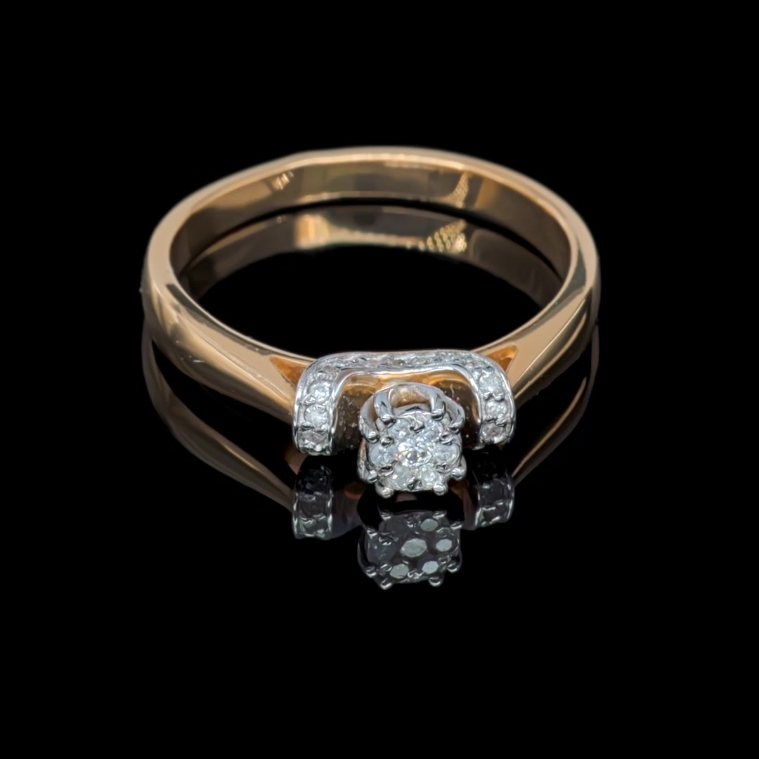 Золотое кольцо с бриллиантами