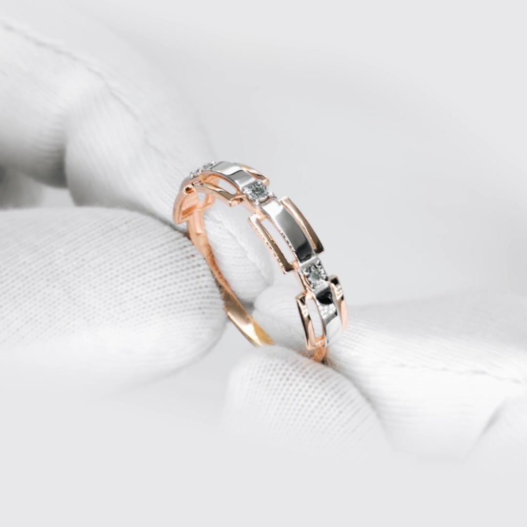 Золотое кольцо с бриллиантами