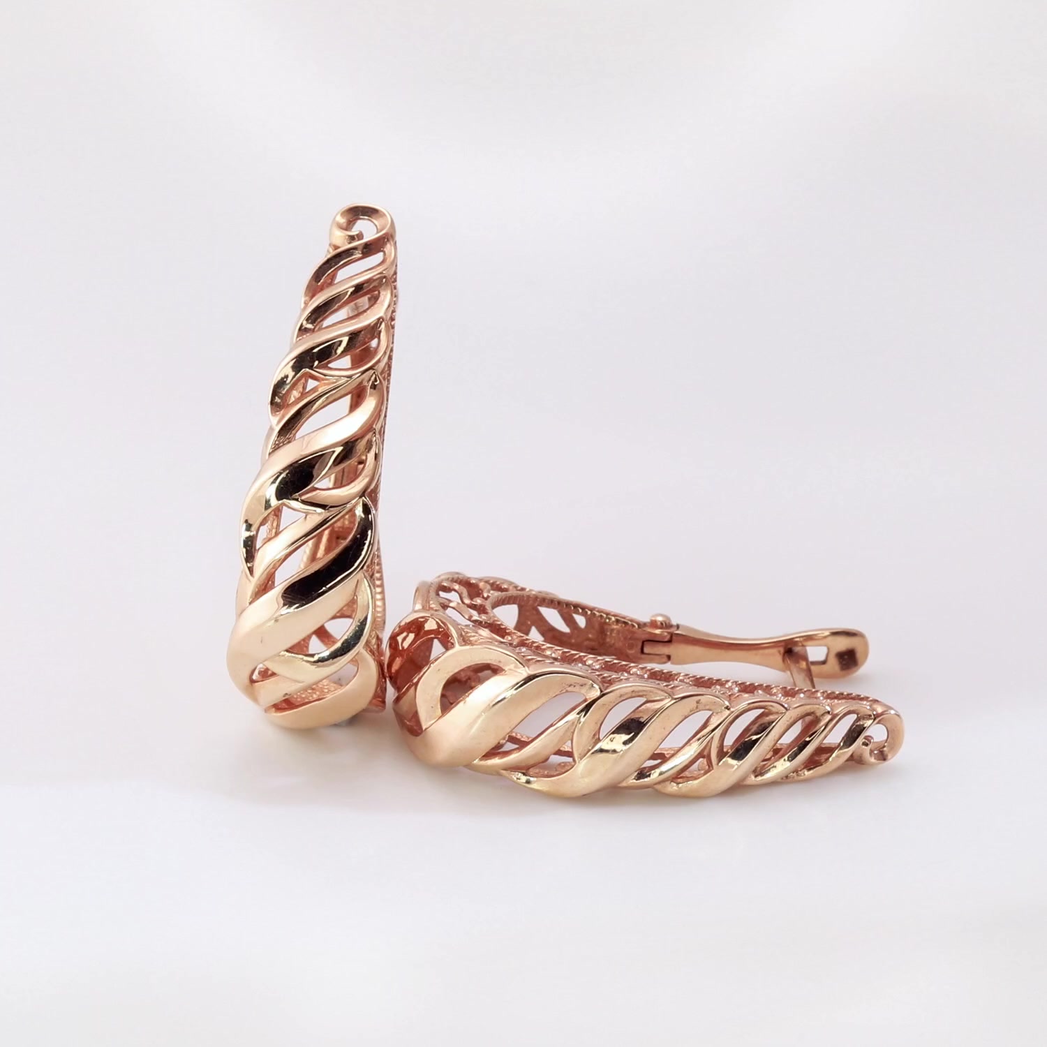 Золотые серьги