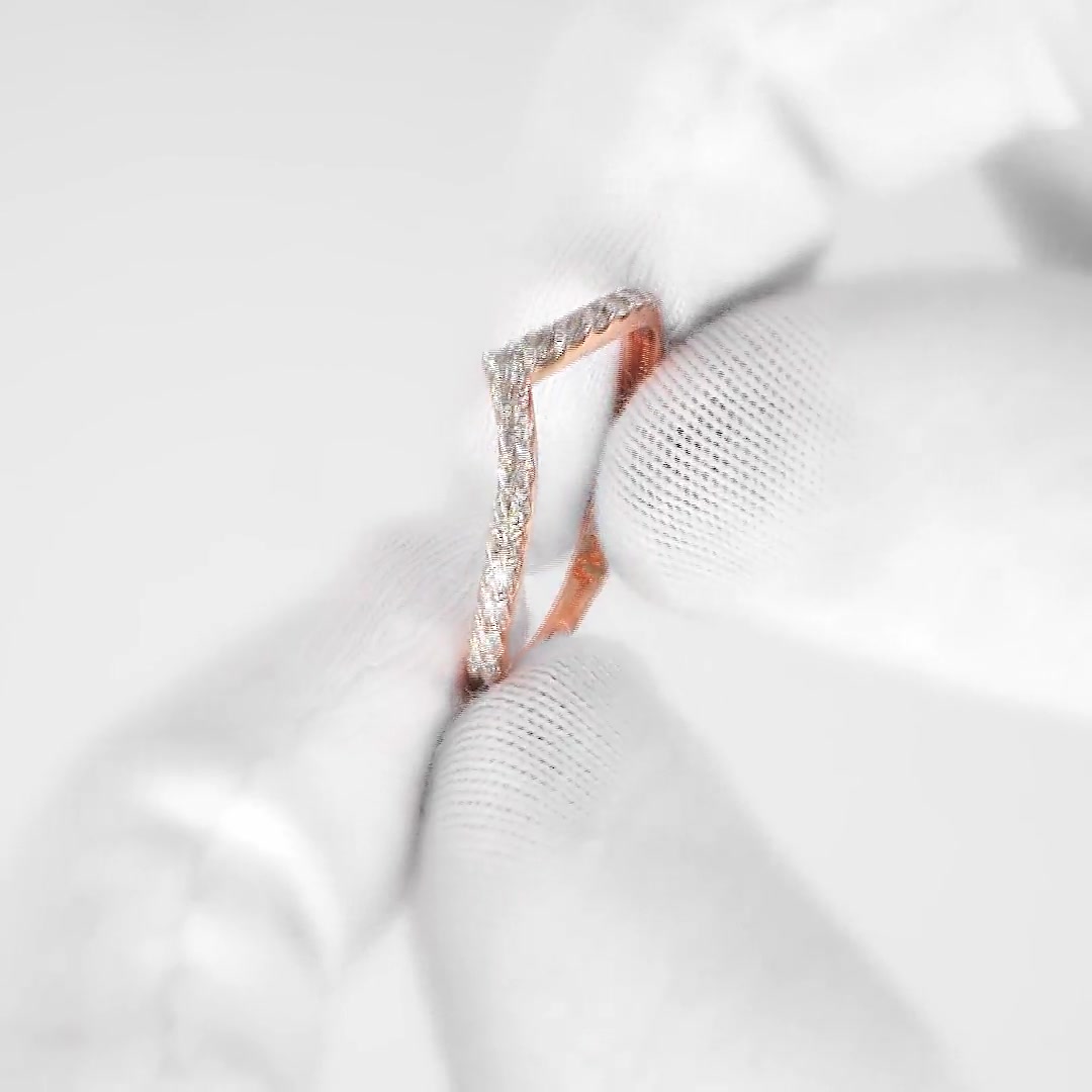 Золотое кольцо с бриллиантами