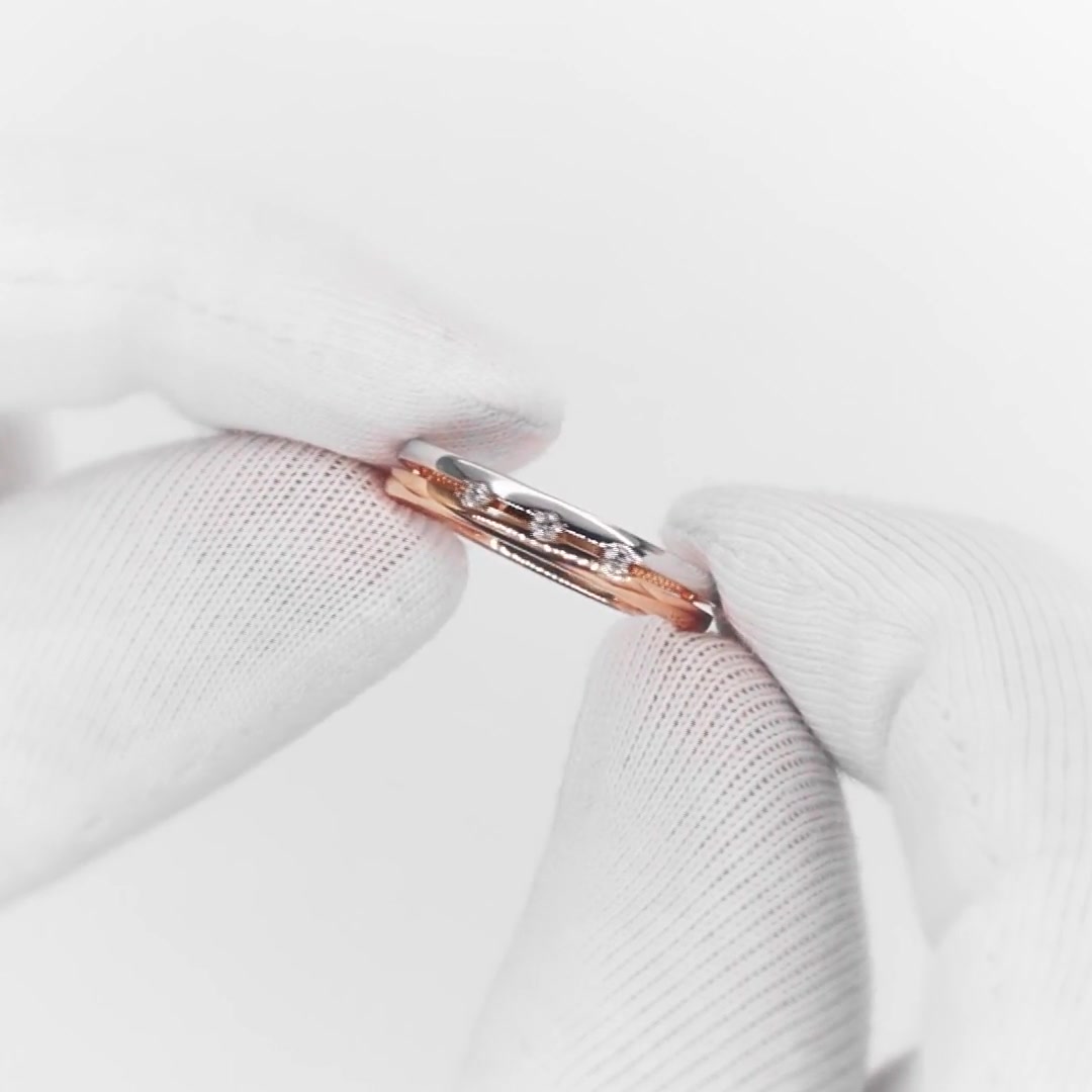 Золотое кольцо с бриллиантами