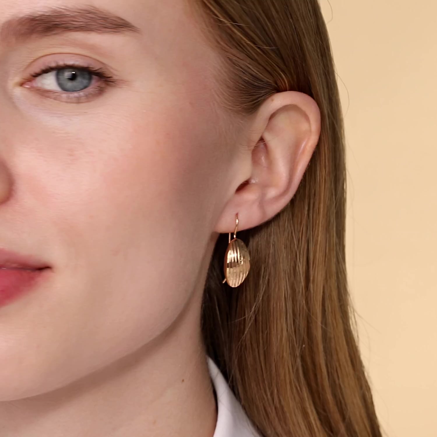 Золотые серьги