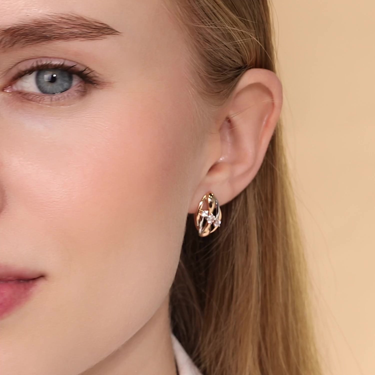 Золотые серьги с фианитами