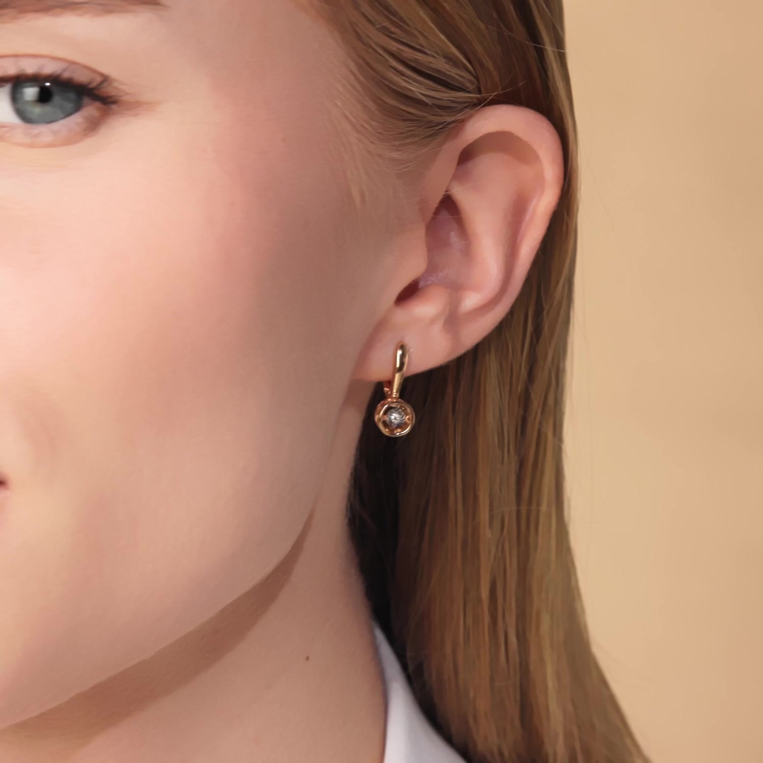 Золотые серьги с бриллиантами