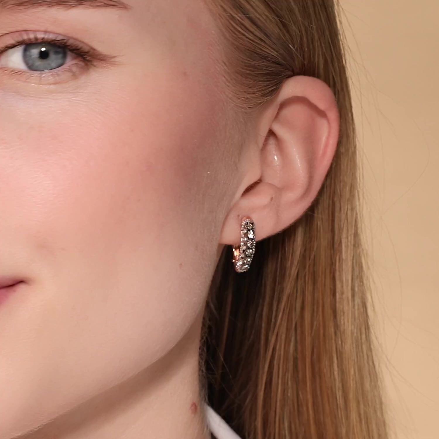 Золотые серьги с бриллиантами