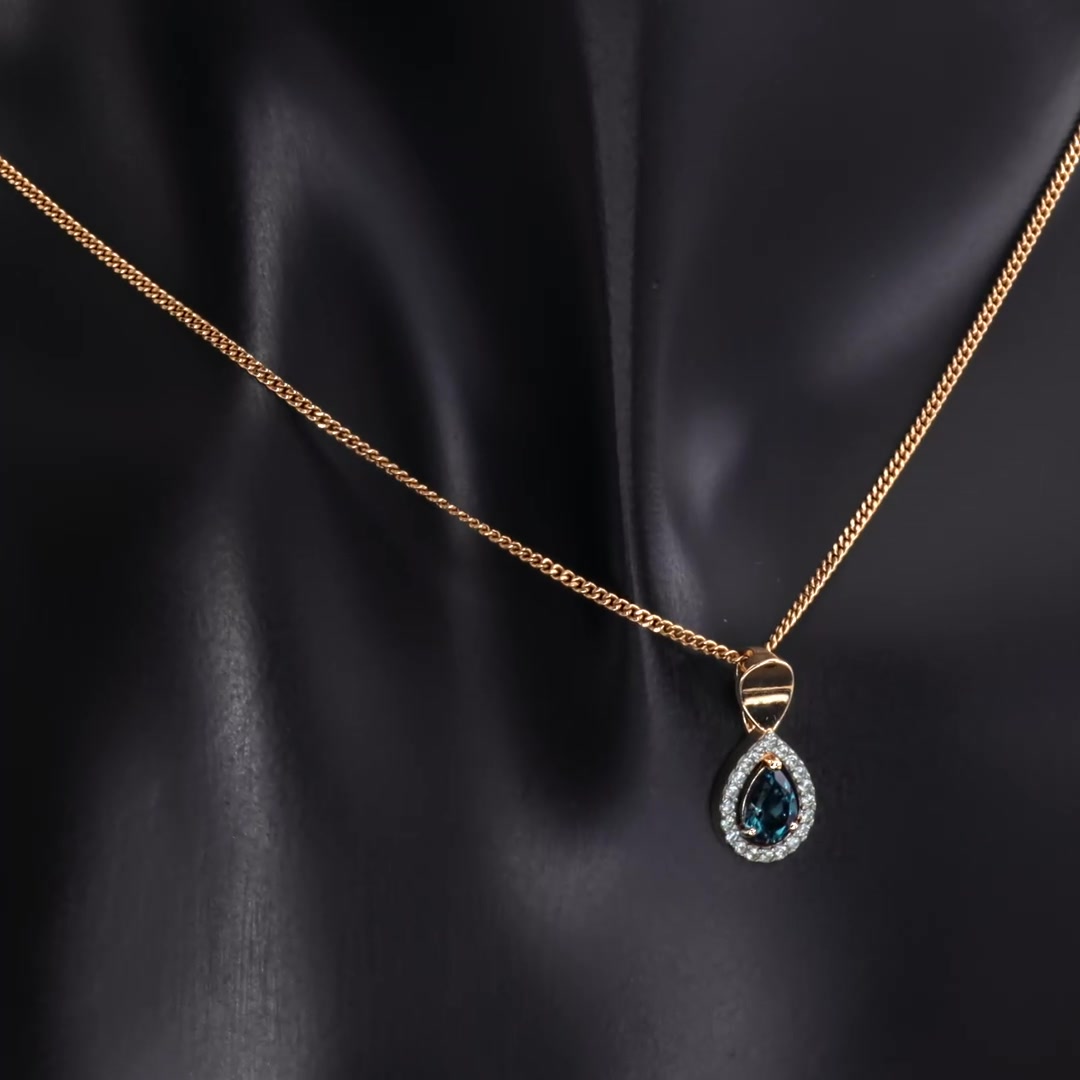 Золотая подвеска с топазом London и фианитами