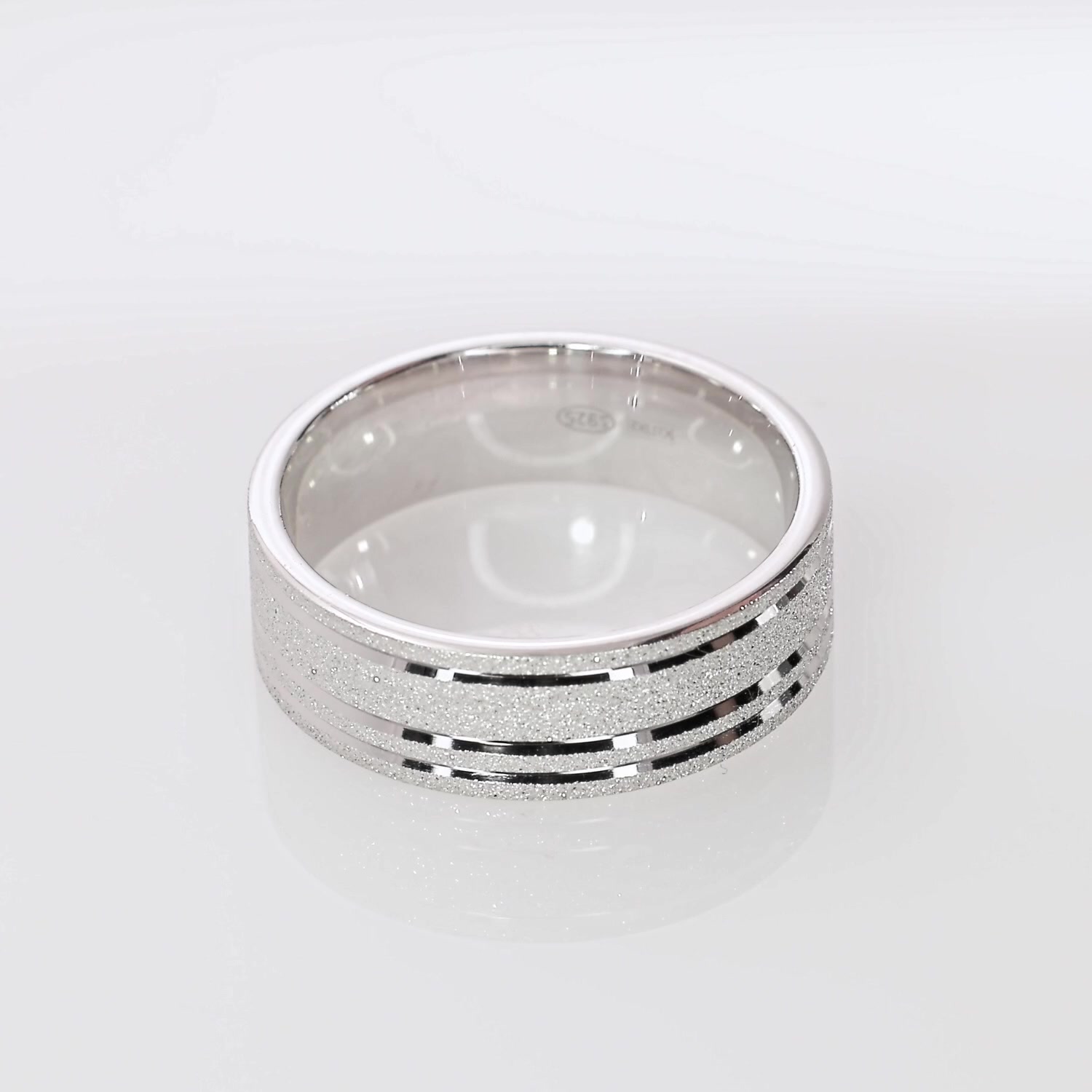 Серебряное обручальное кольцо Comfort fit