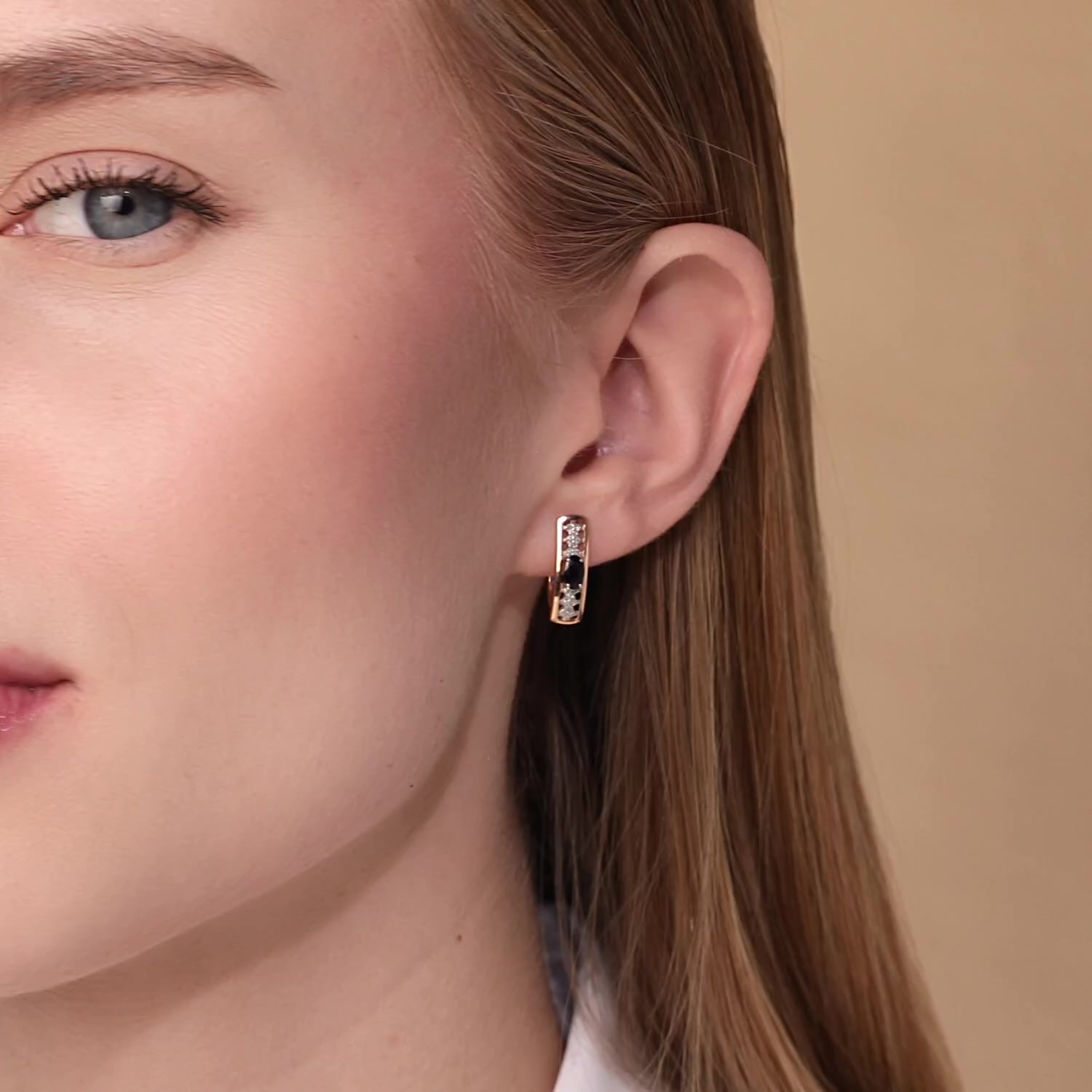 Золотые серьги с сапфирами и бриллиантами