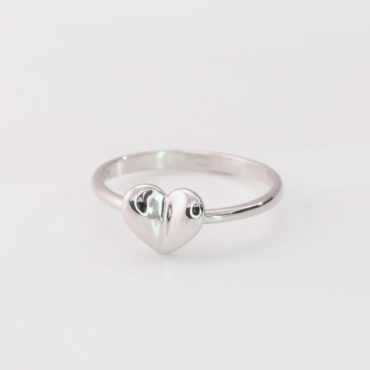 Серебряное кольцо