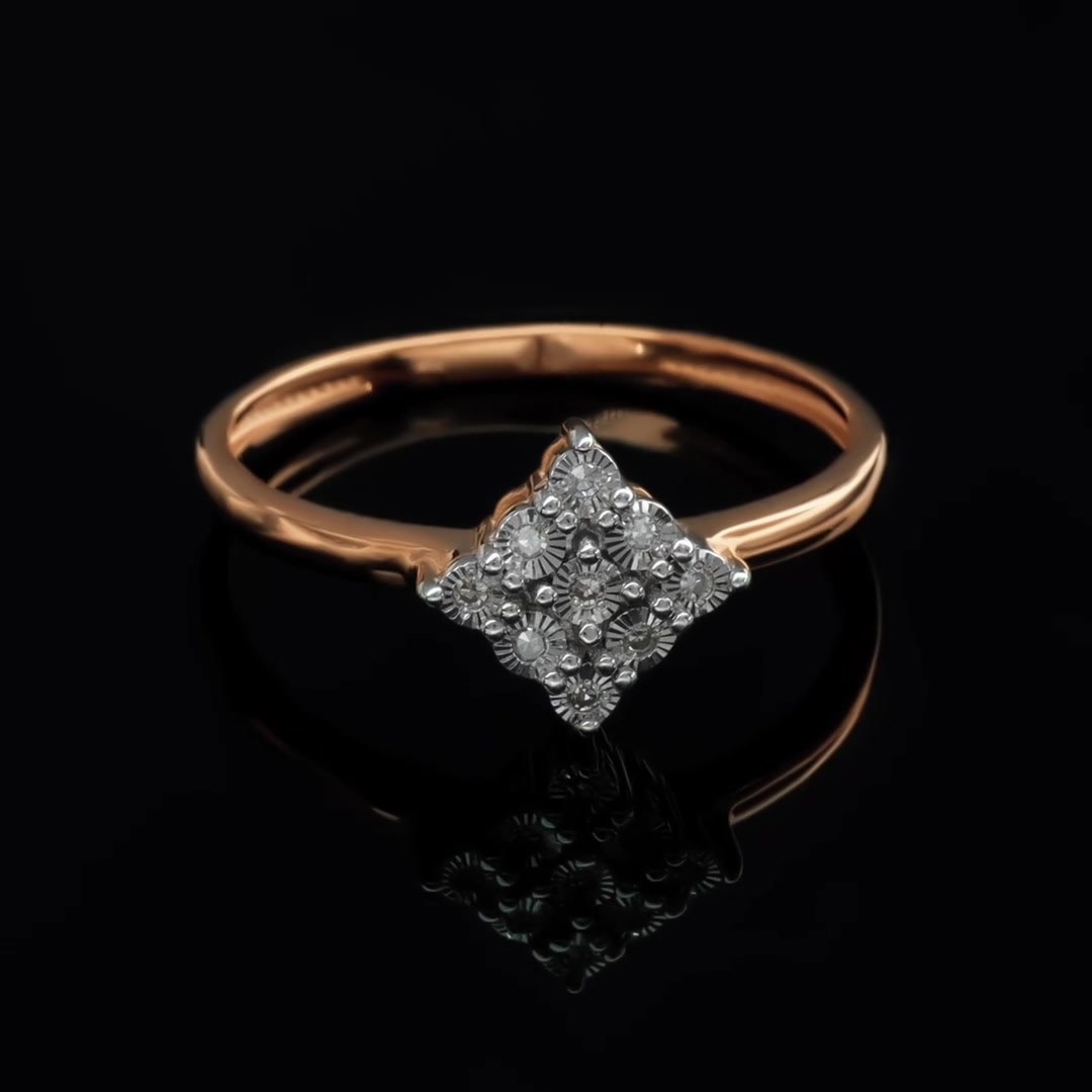 Золотое кольцо с бриллиантами