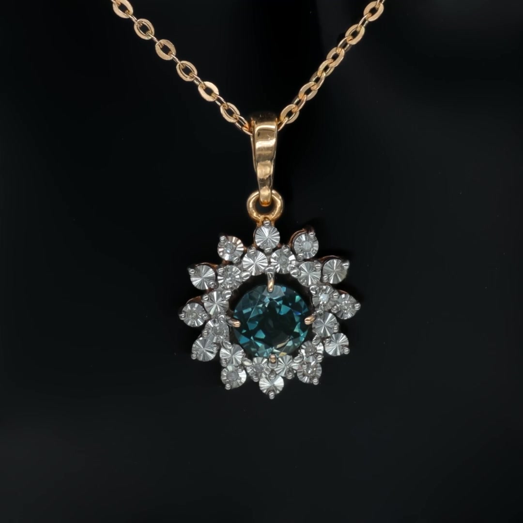 Золотая подвеска с топазом London и бриллиантами