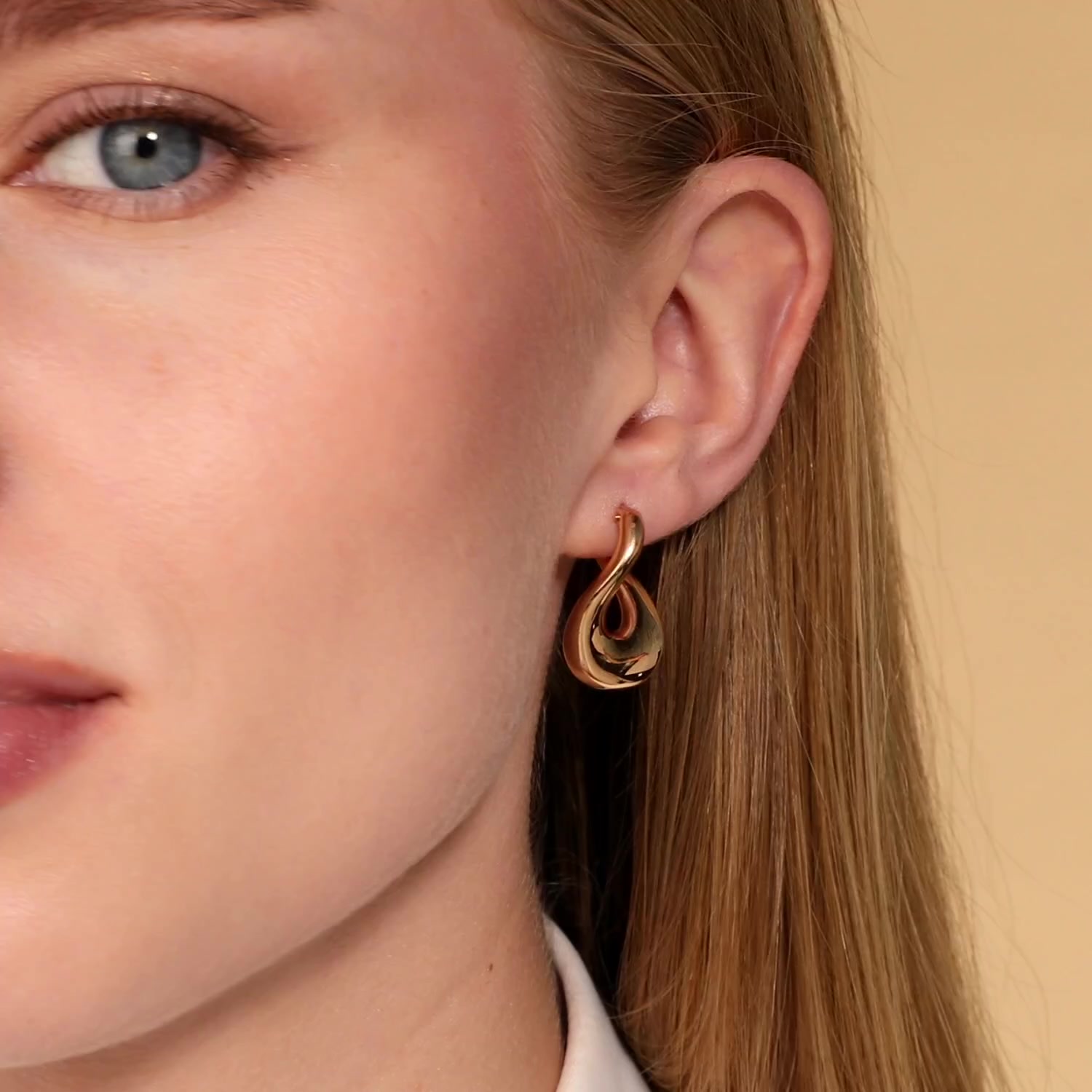 Золотые серьги