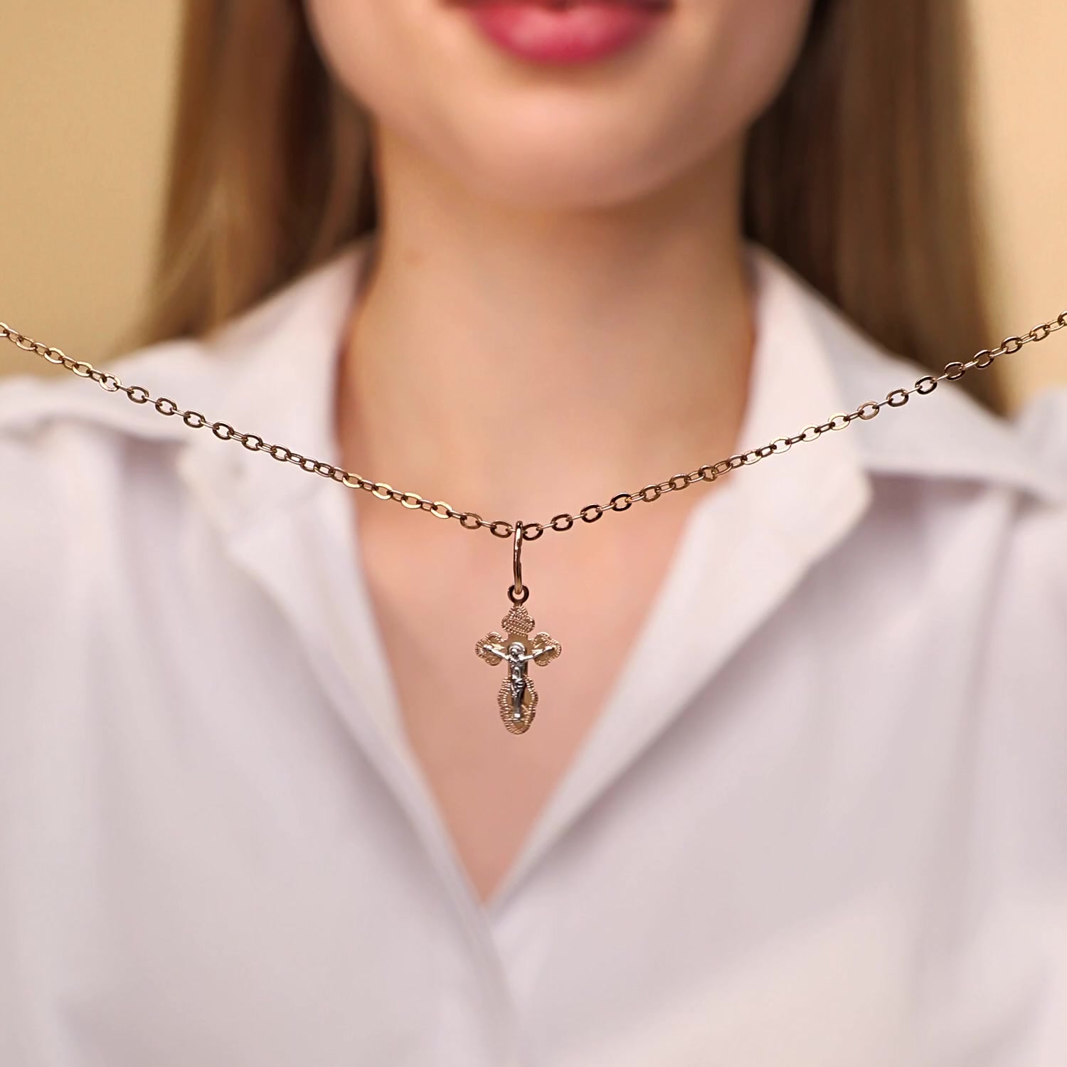 Золотой православный крест