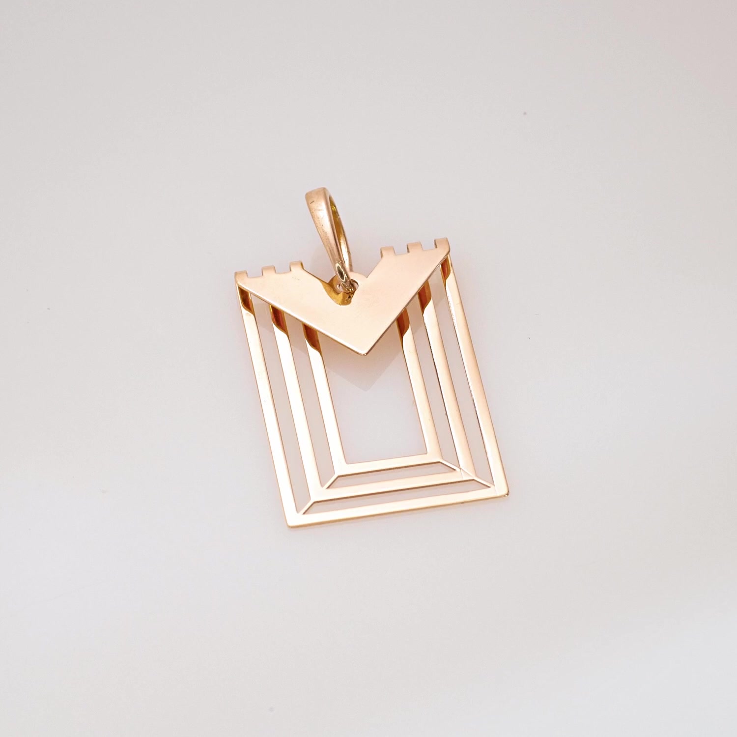 Золотая подвеска