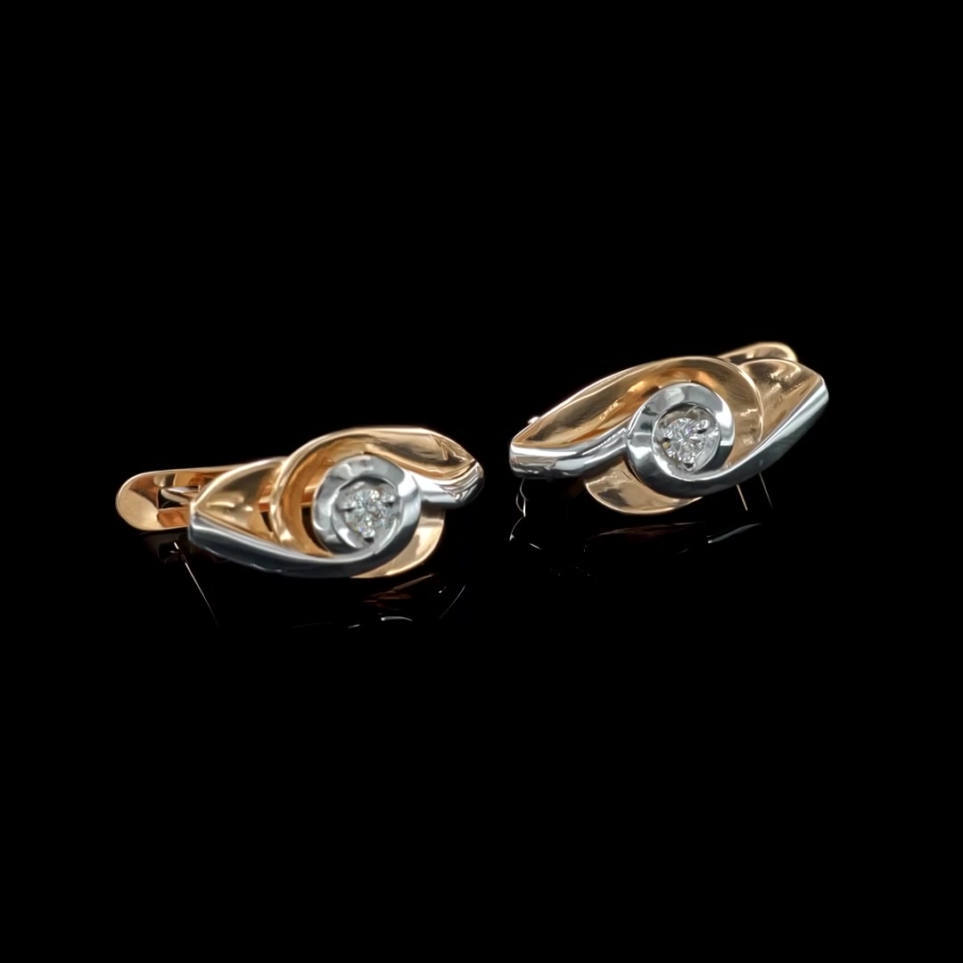 Золотые серьги с бриллиантами