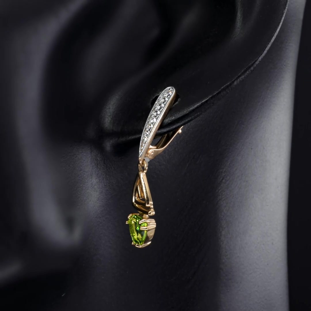 Золотые серьги с хризолитами и фианитами