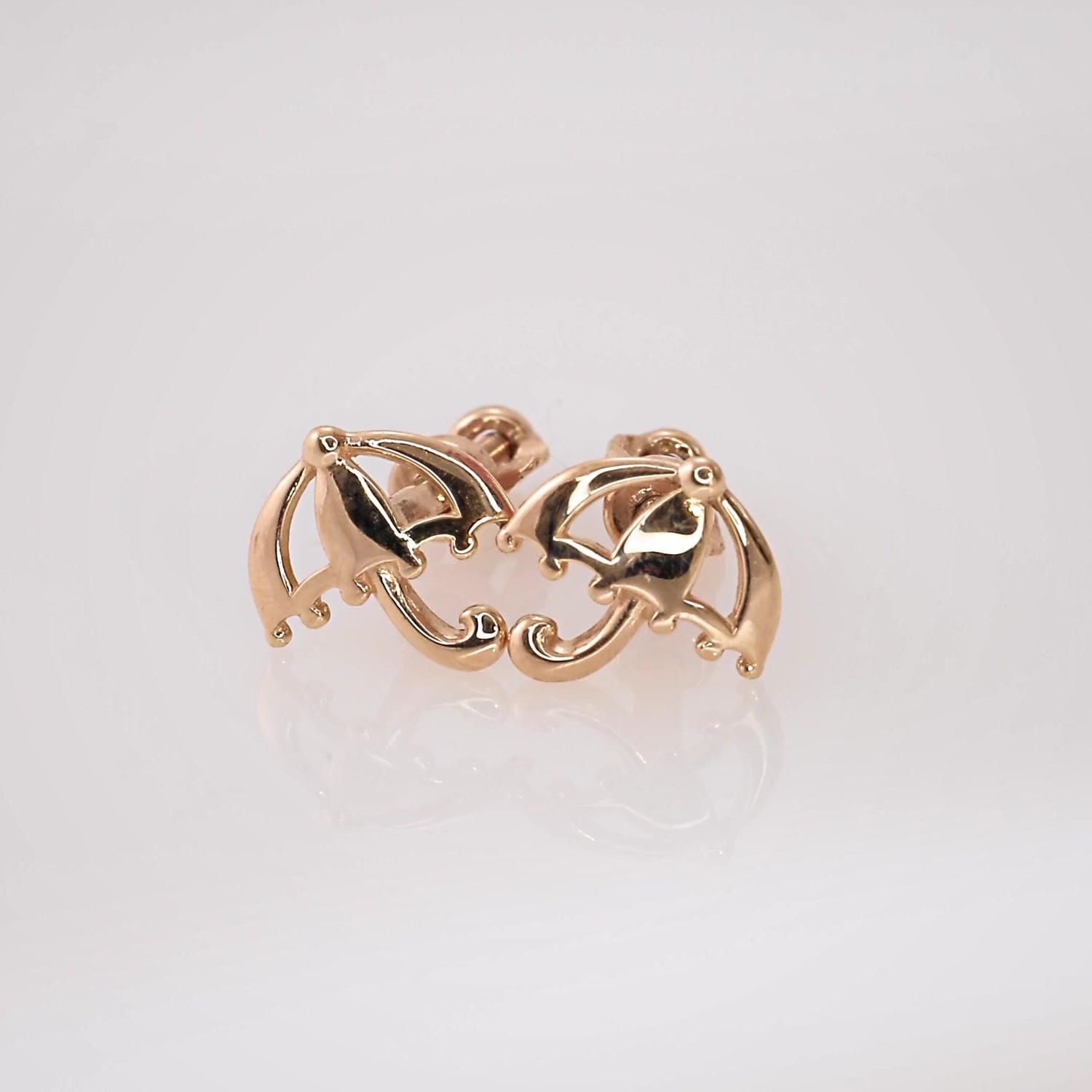 Золотые серьги