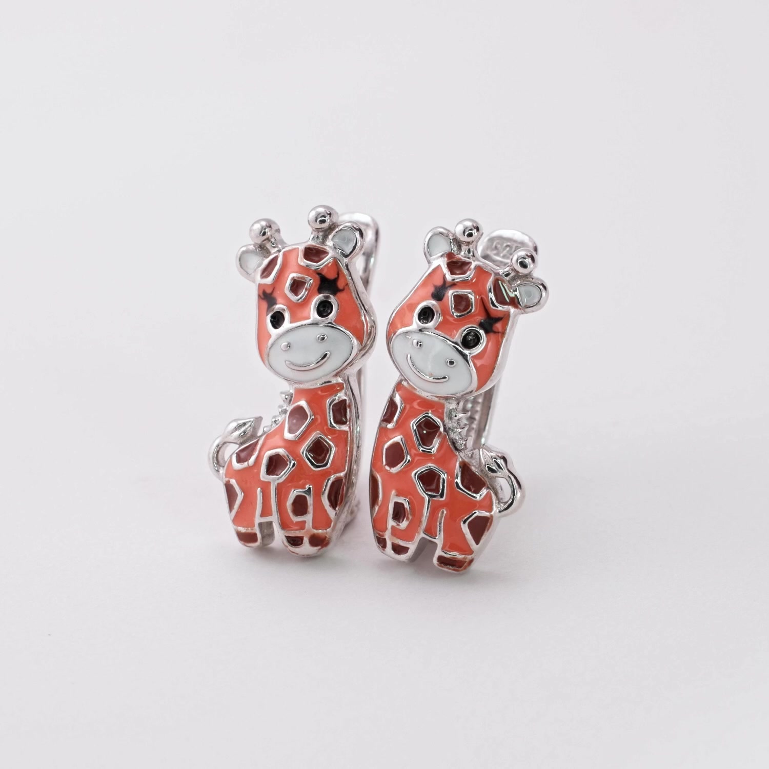 Серебряные серьги с эмалью