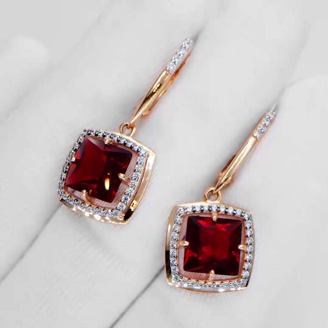 Золотые серьги с ситаллами и фианитами