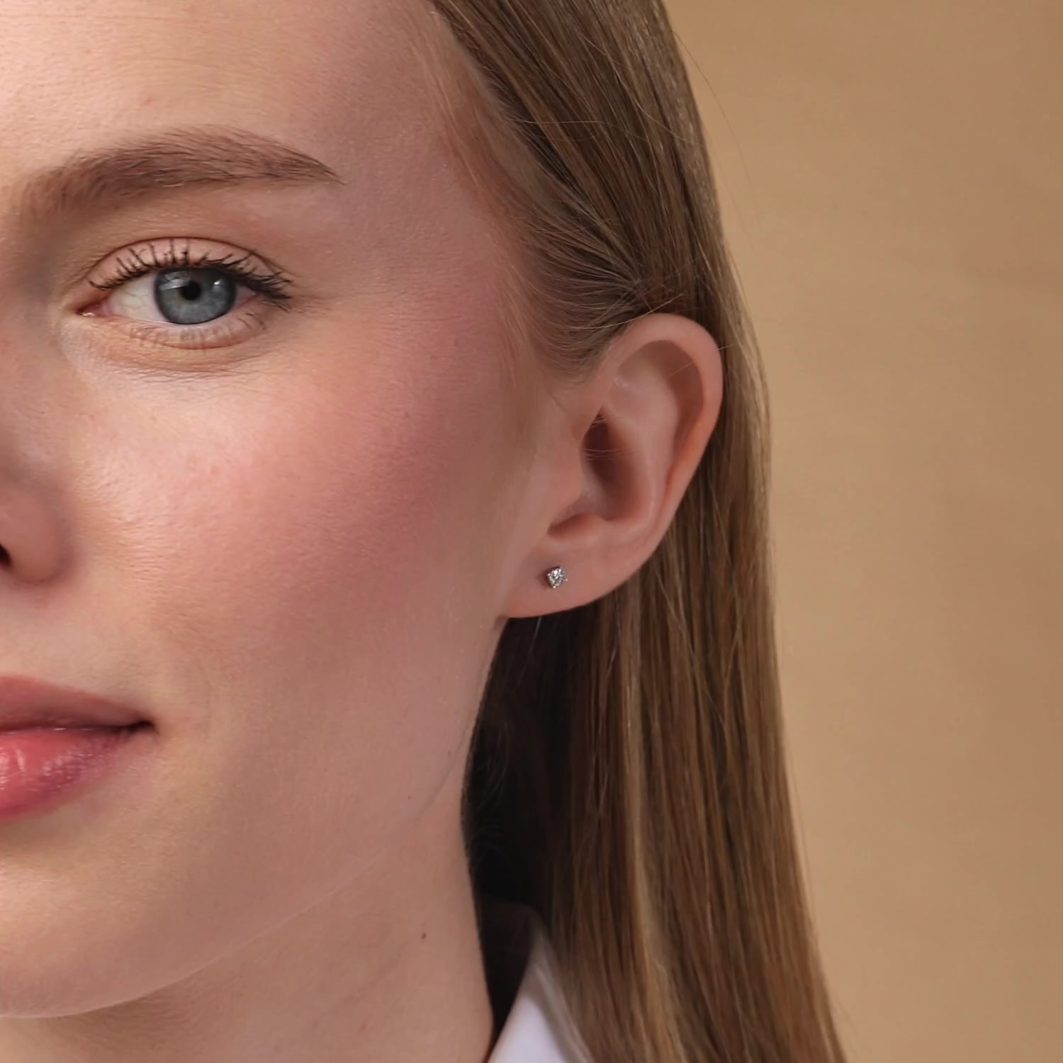 Золотые серьги с бриллиантами