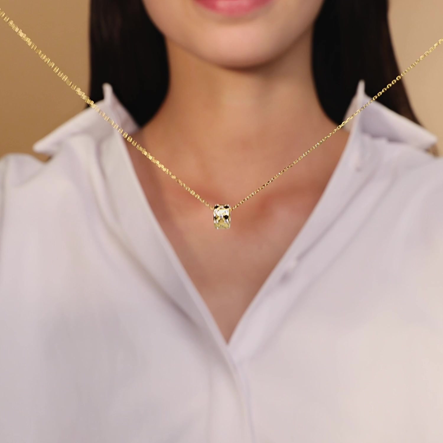 Серебряное колье с фианитами