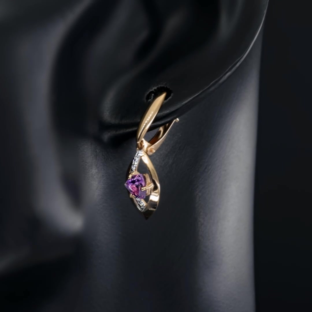 Золотые серьги с аметистами и фианитами