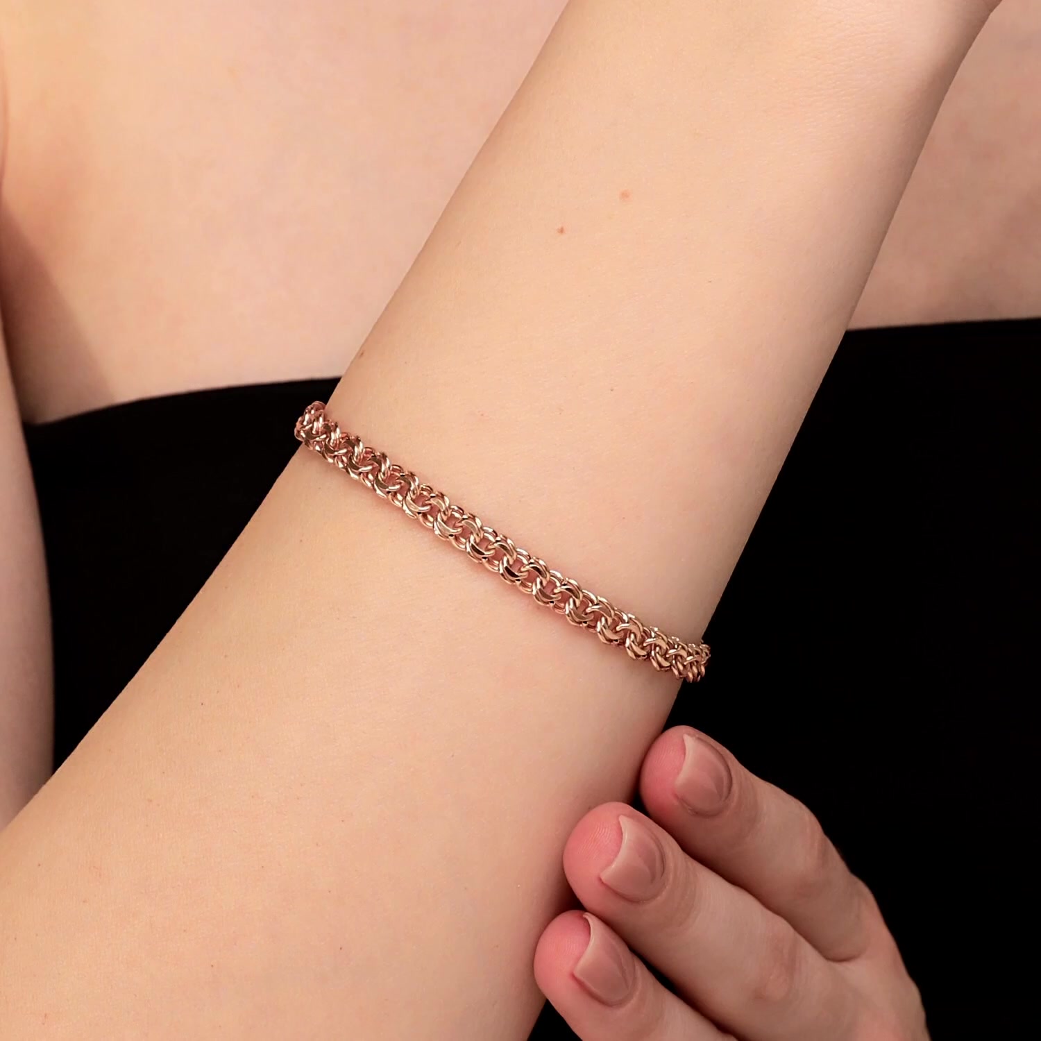 Золотой браслет облегченный