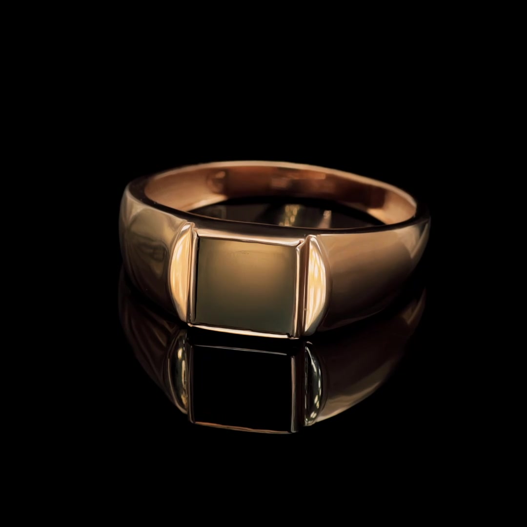 Золотая печатка с агатом