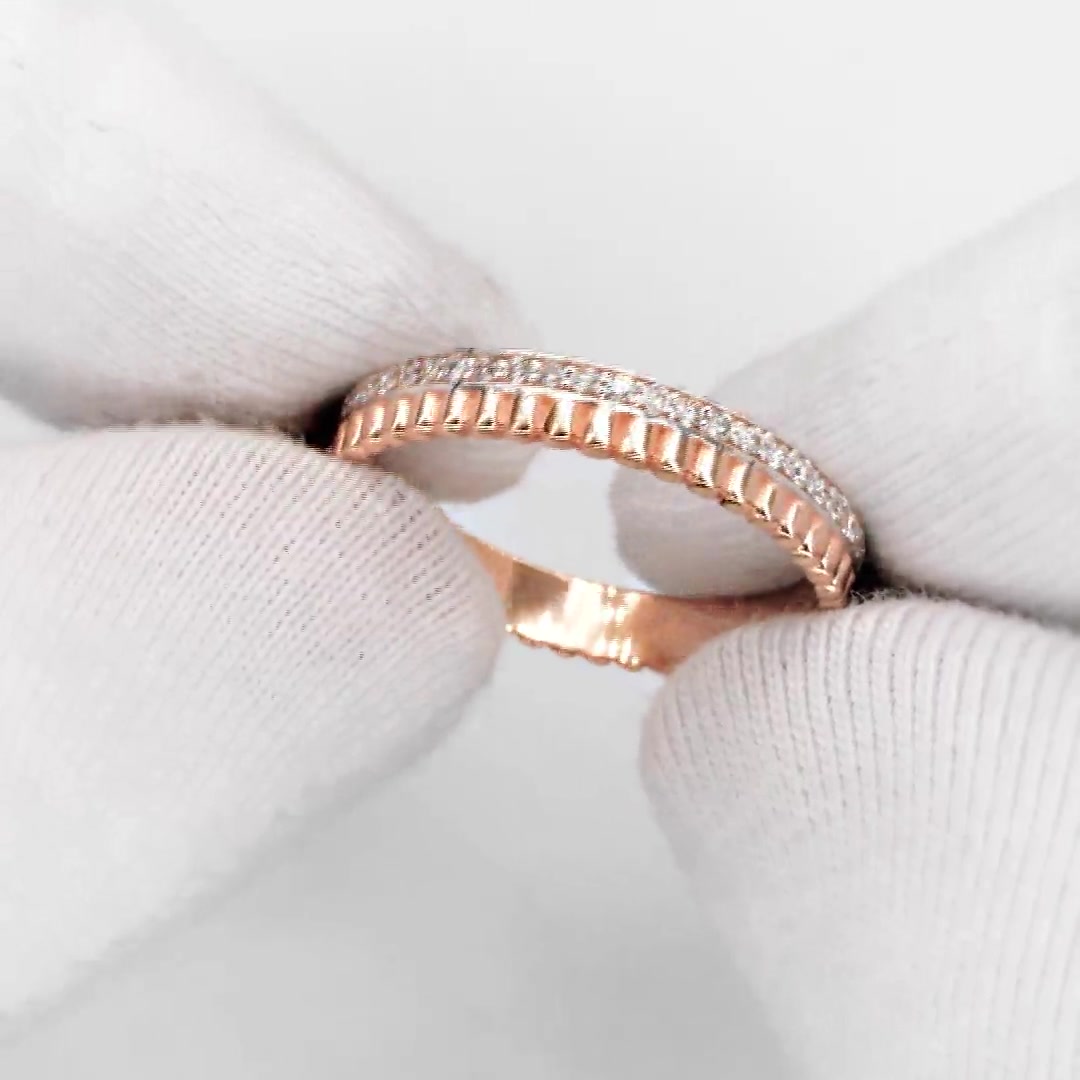 Золотое кольцо с  бриллиантами