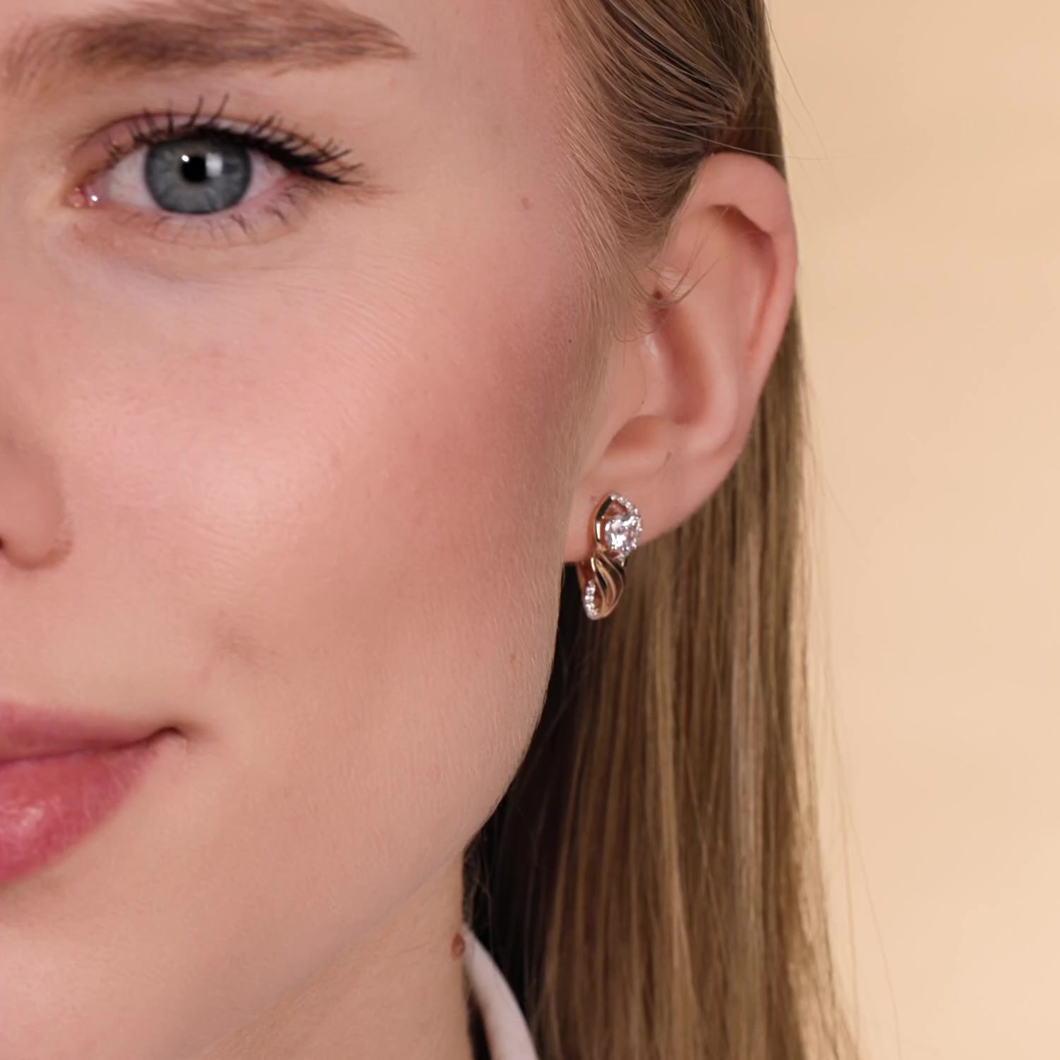 Золотые серьги с фианитами