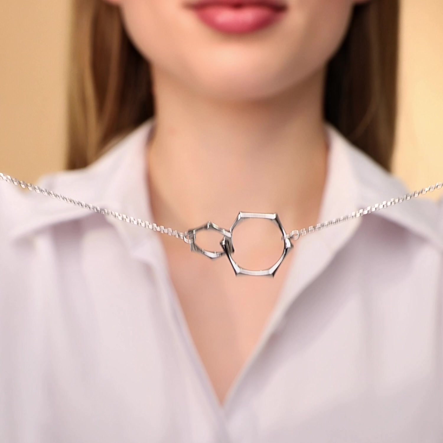 Серебряное колье