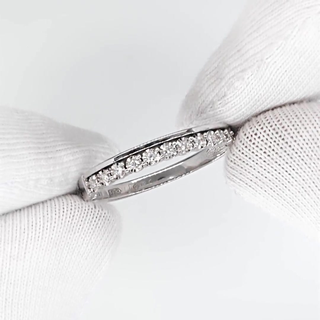 Золотое кольцо с бриллиантами