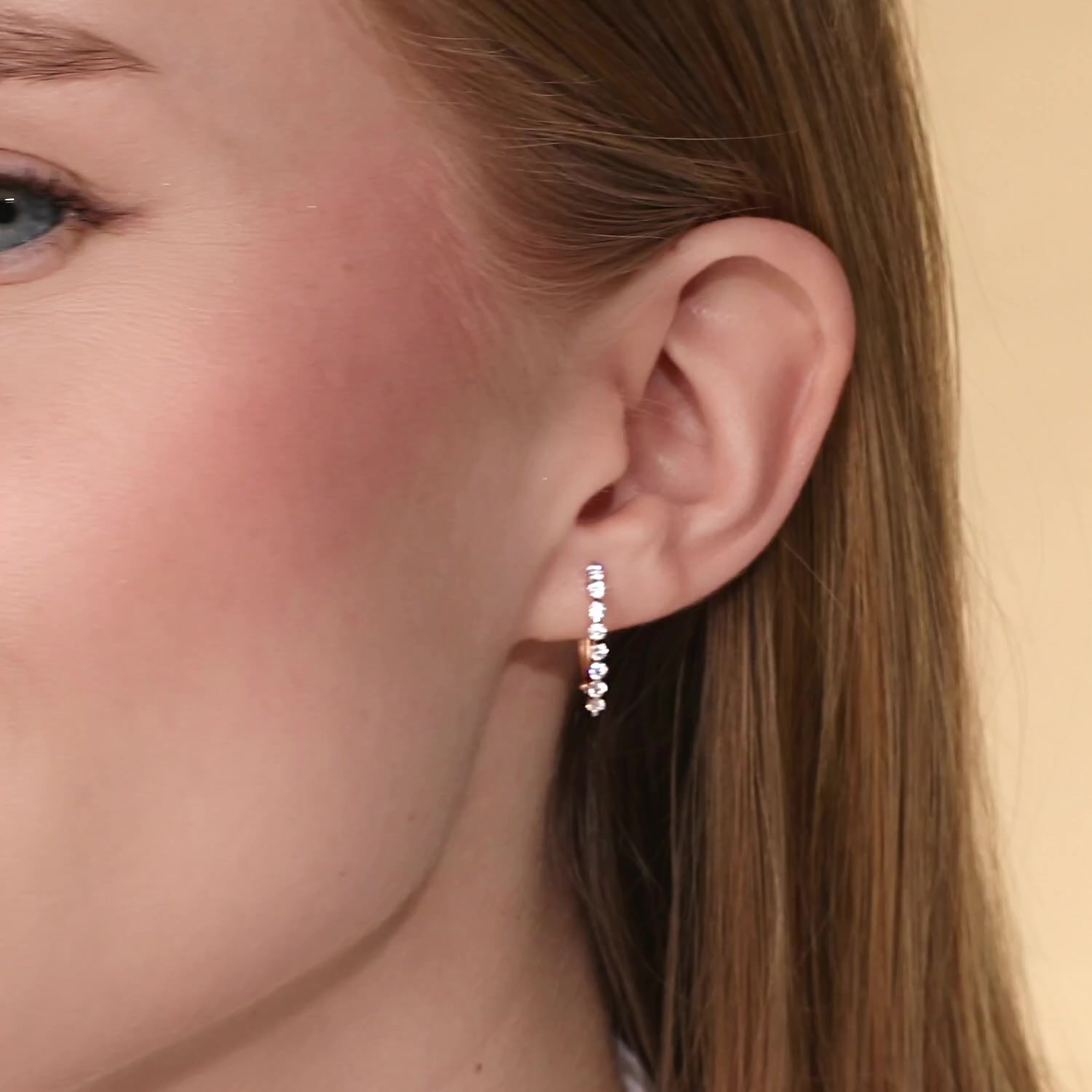 Золотые серьги с фианитами