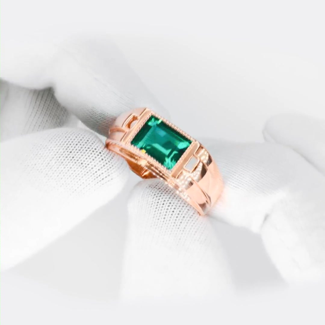 Золотая печатка с ситаллом