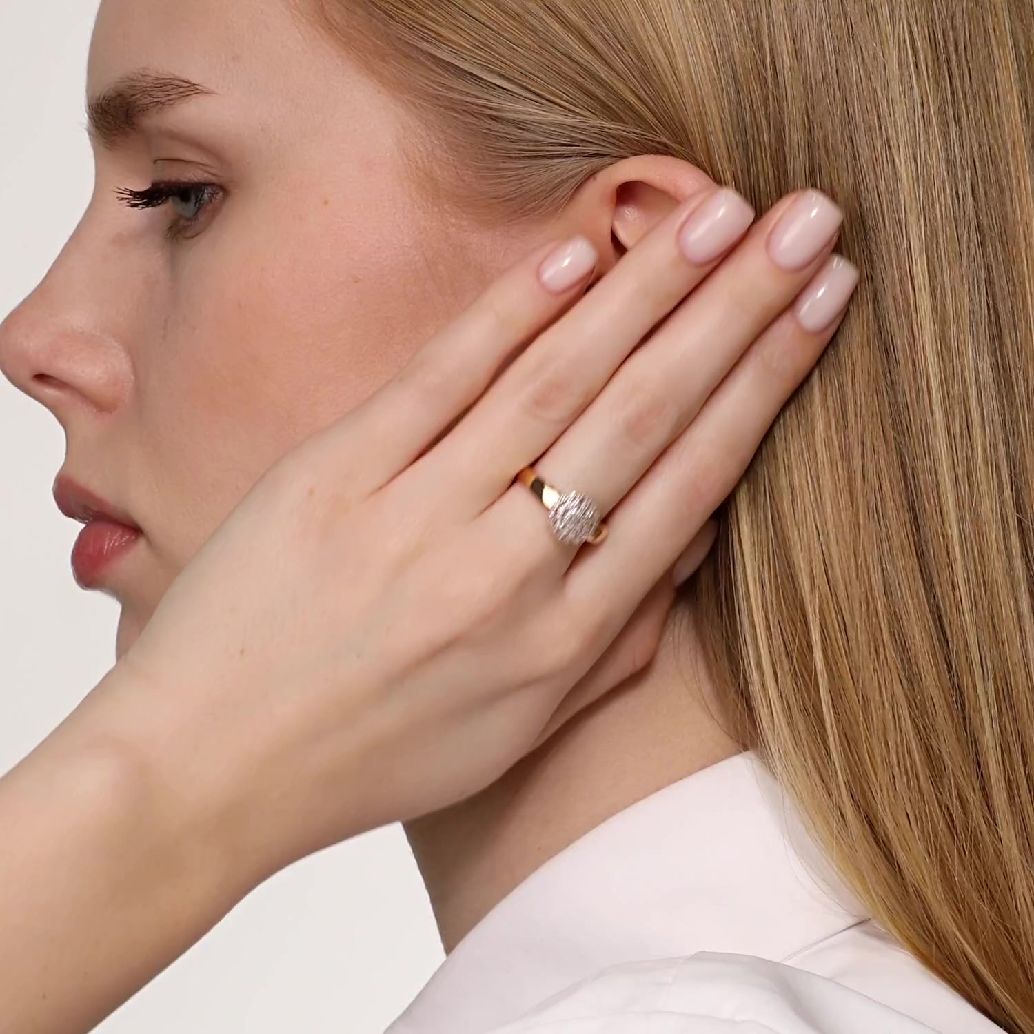 Золотое кольцо с бриллиантами