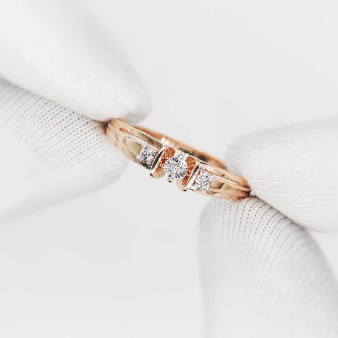 Золотое кольцо с бриллиантами