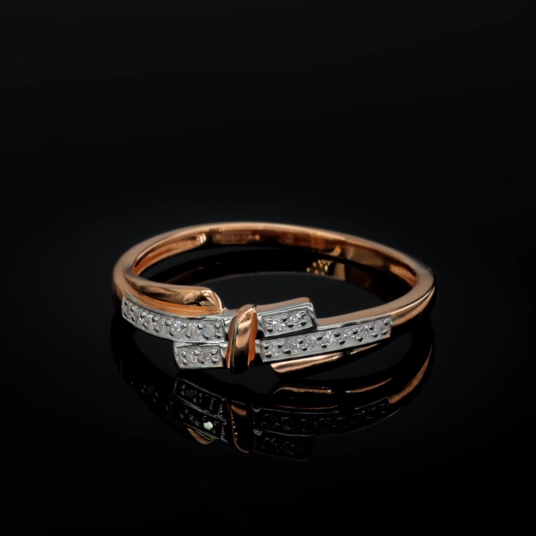 Золотое кольцо с бриллиантами