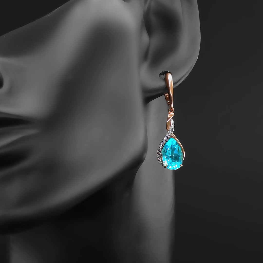 Золотые серьги с топазами Sky и фианитами