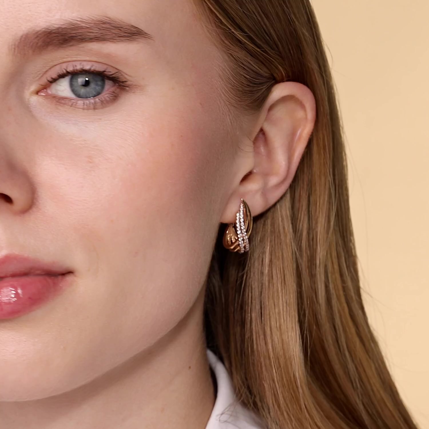 Золотые серьги с фианитами