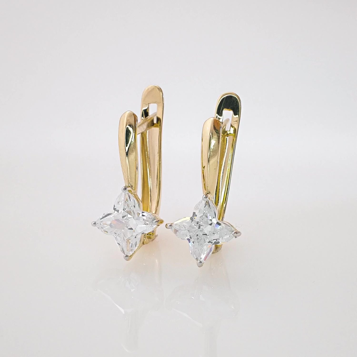 Золотые серьги с фианитами