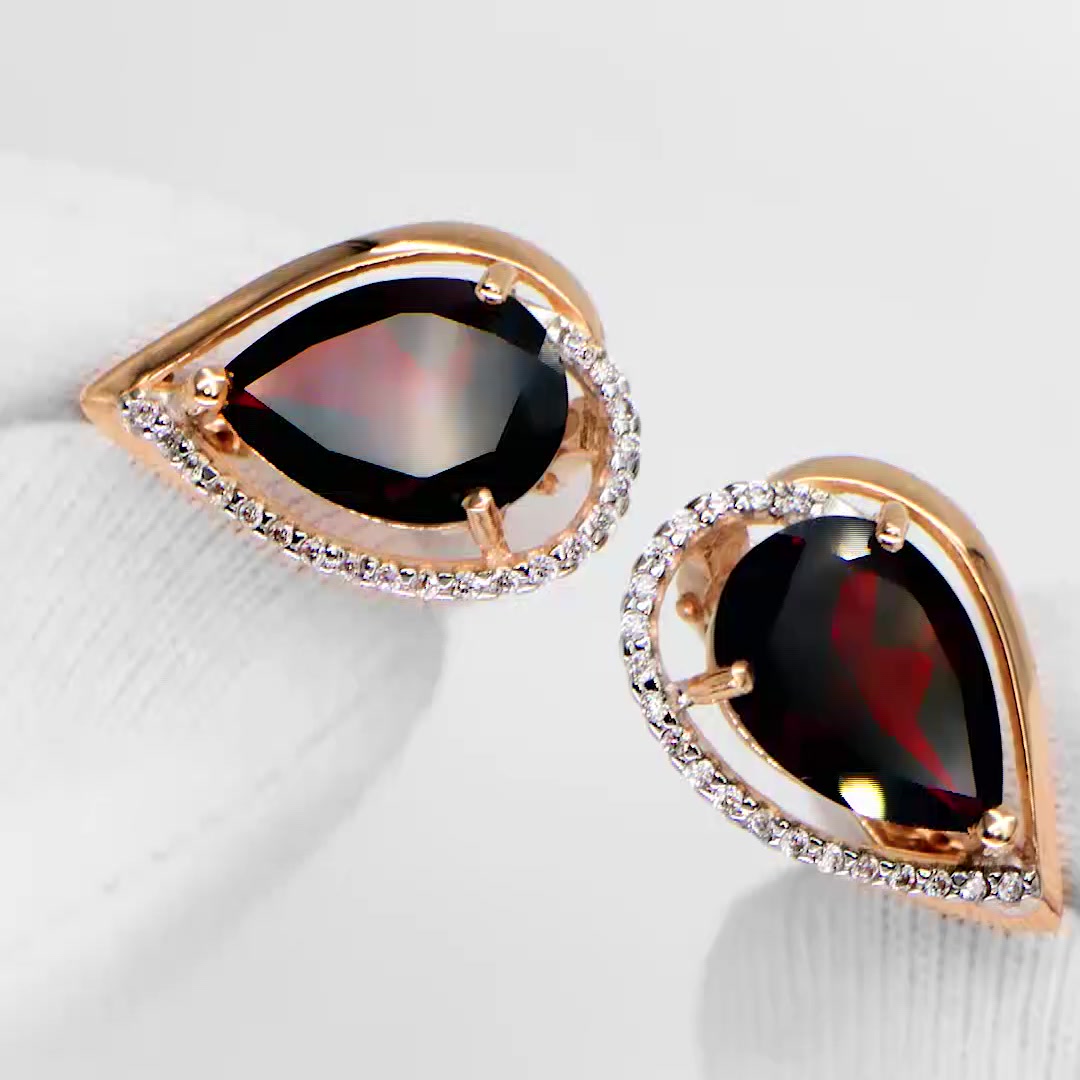 Золотые серьги с гранатом и фианитами