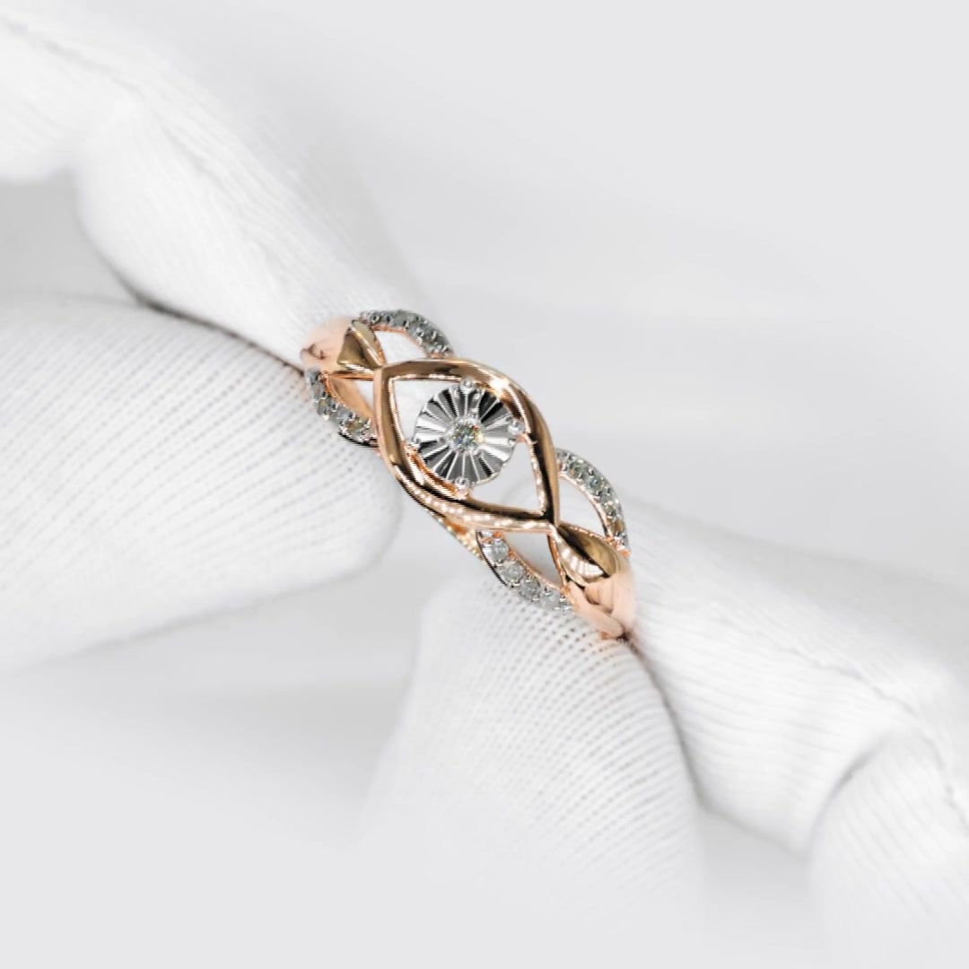 Золотое кольцо с бриллиантами