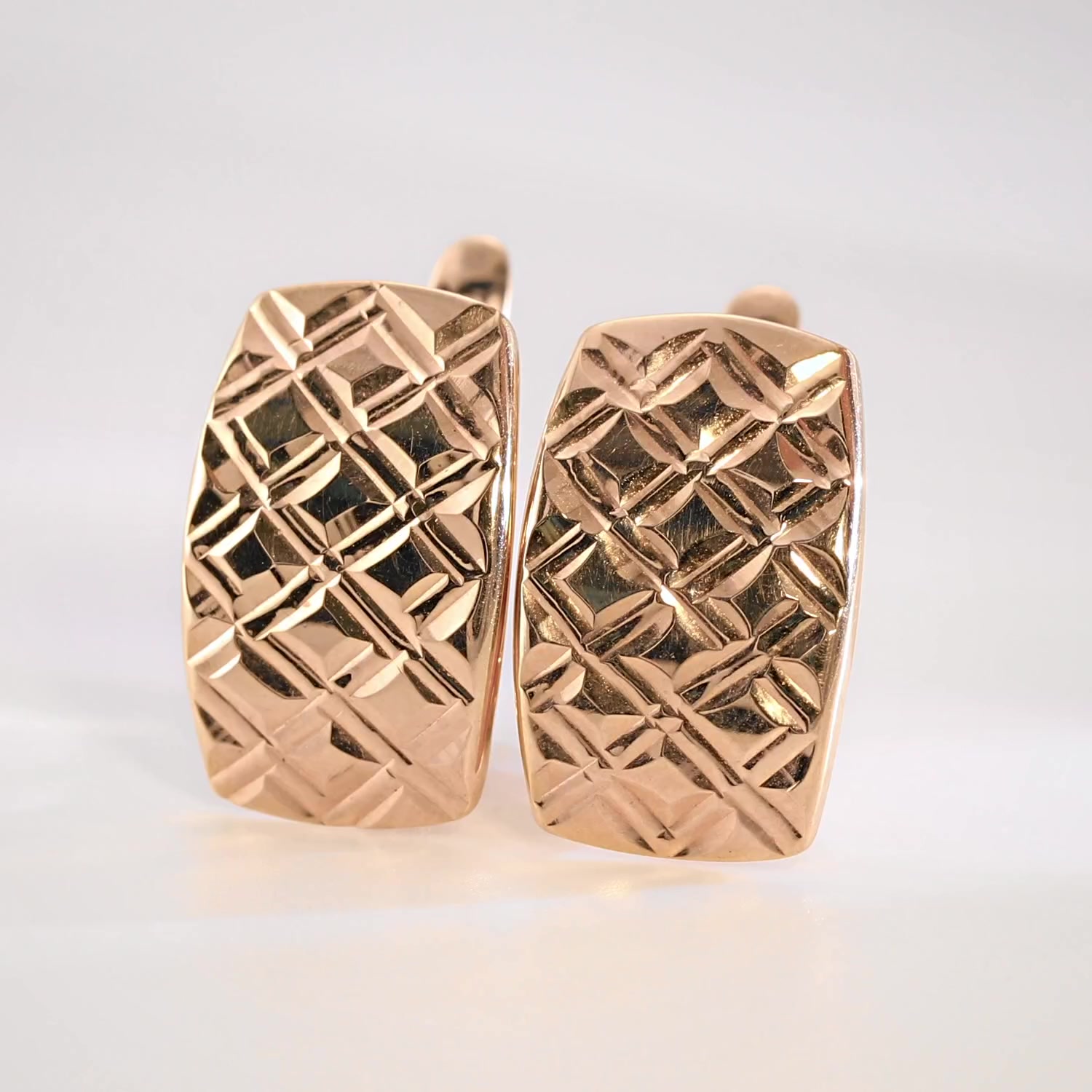 Золотые серьги