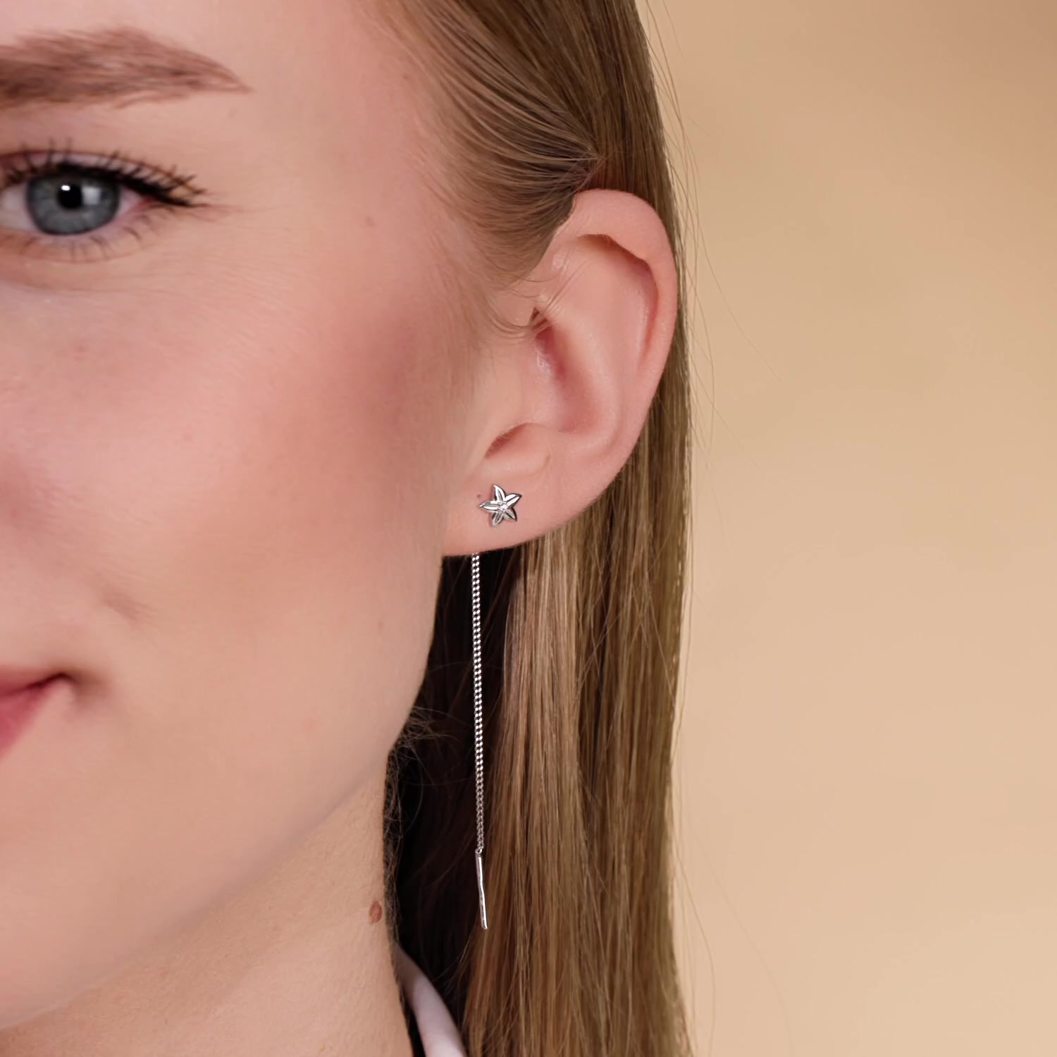 Серебряные серьги с фианитами