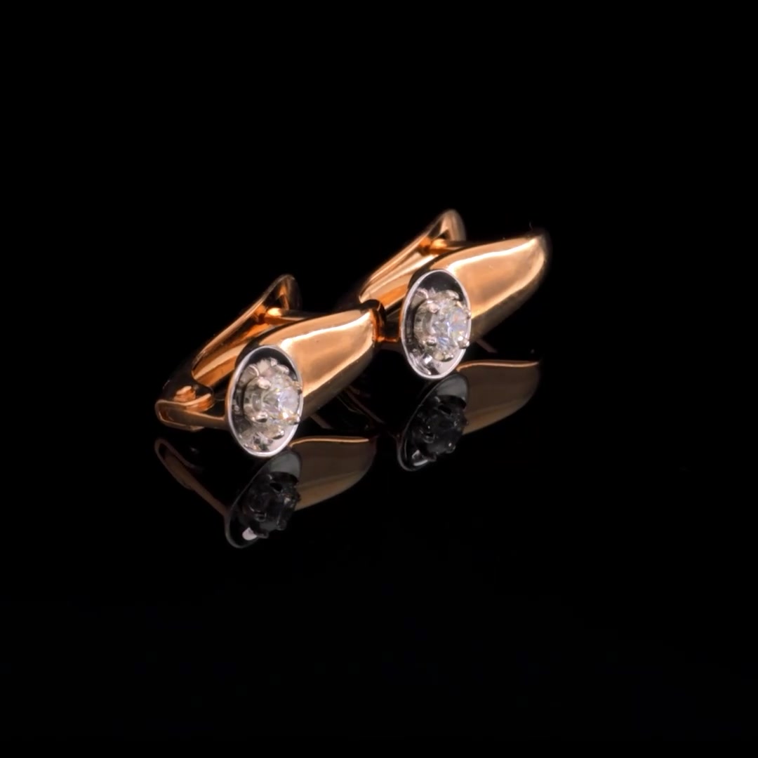 Золотые серьги с бриллиантами