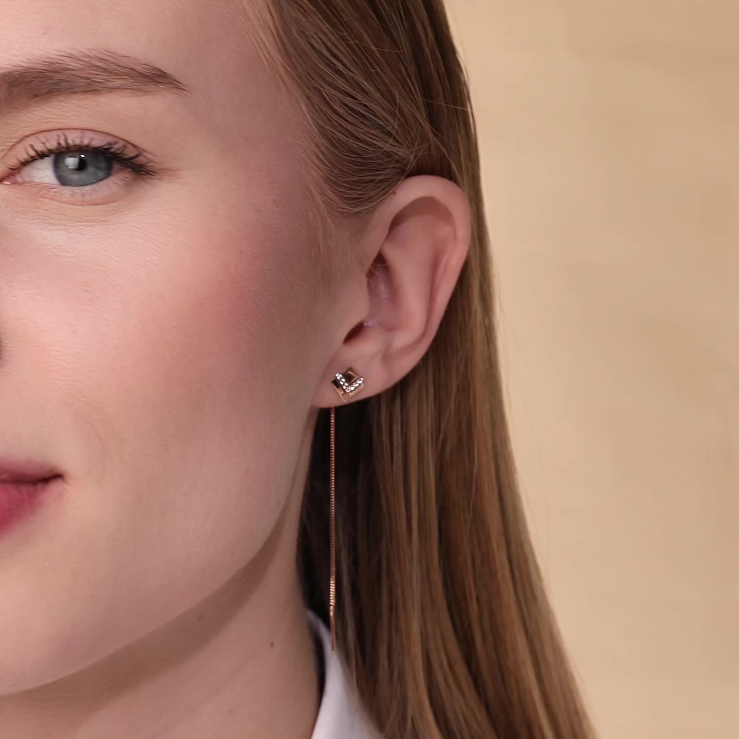 Золотые серьги с фианитами